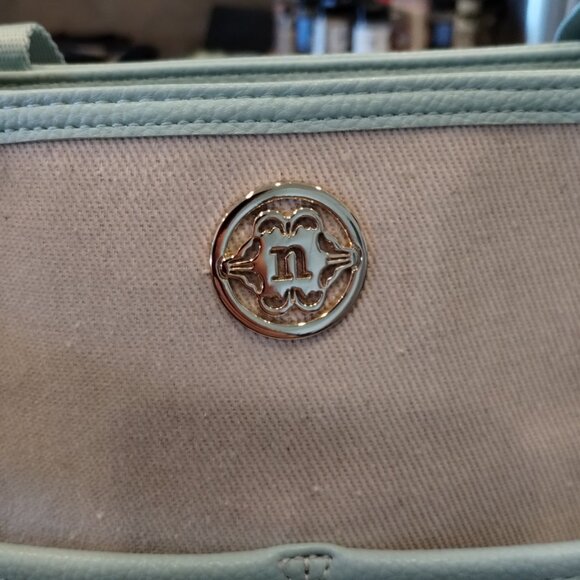 Nanette Lepore Pickleball Tote Bag with Headcover - Picture 8 of 13